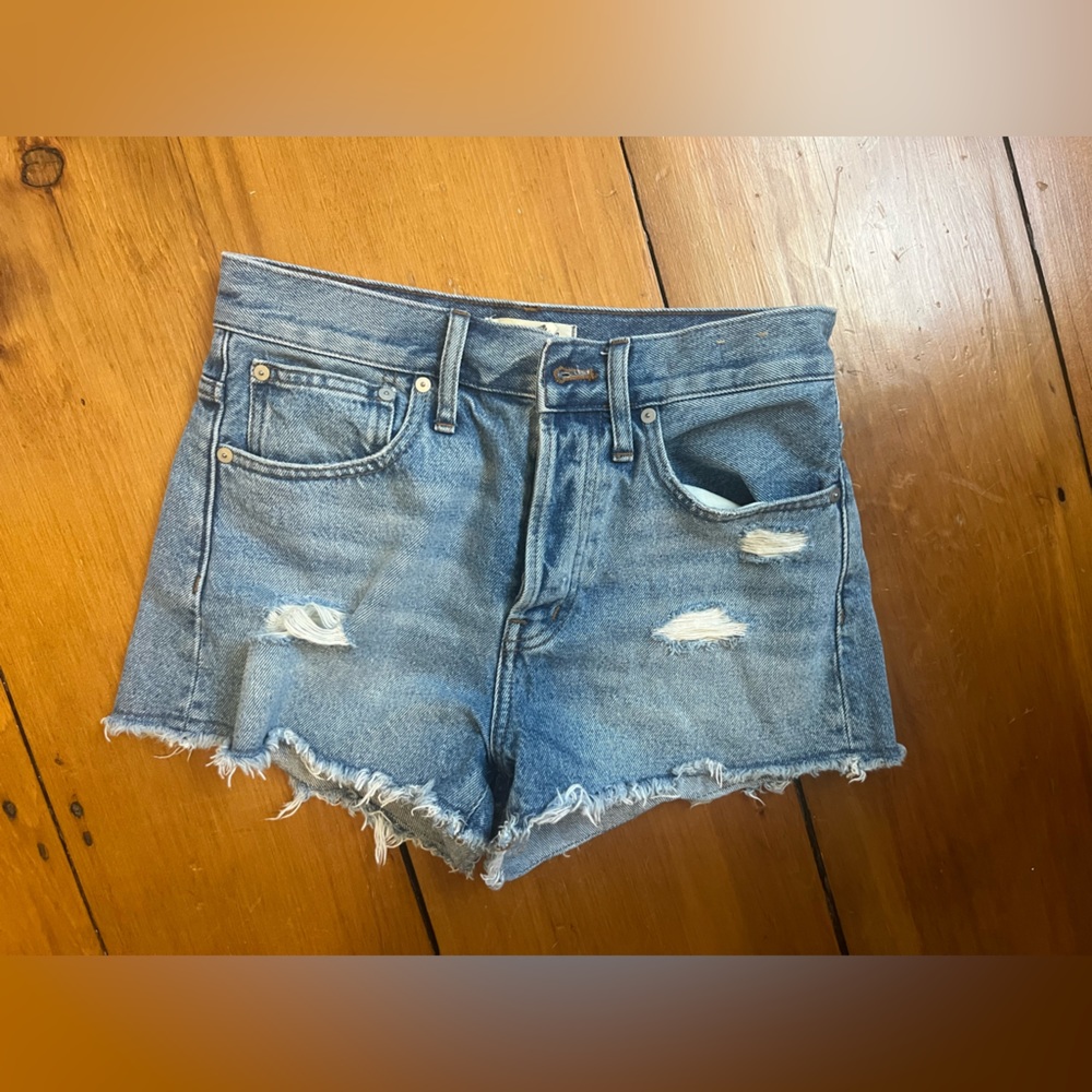 Madewell high rise relaxed denim shirt size 25